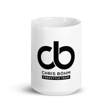 Lade das Bild in den Galerie-Viewer, Weiße Chris Böhm Freestyle Team Tasse - Chris Boehm Shop