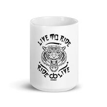 Lade das Bild in den Galerie-Viewer, Weiße, Chris Böhm "Live to Ride" Tiger Tasse
